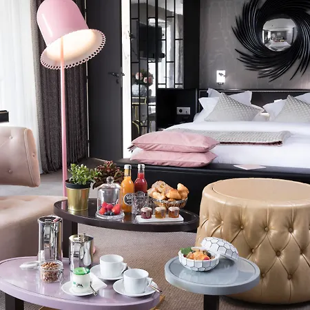 بوميه فندق 4*