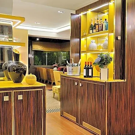 Baume Hotel