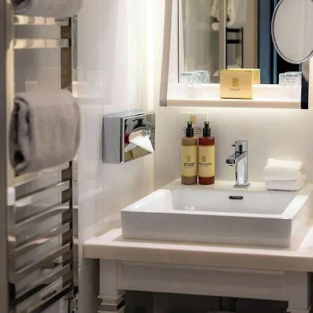 Baume Hotel