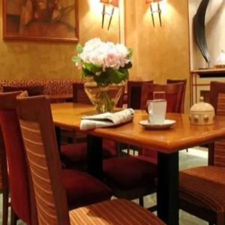 Hotel Baume Paris